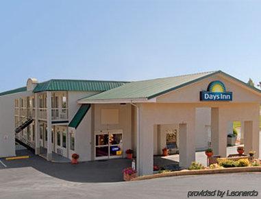 Interstate Inn Johnson City Exterior photo